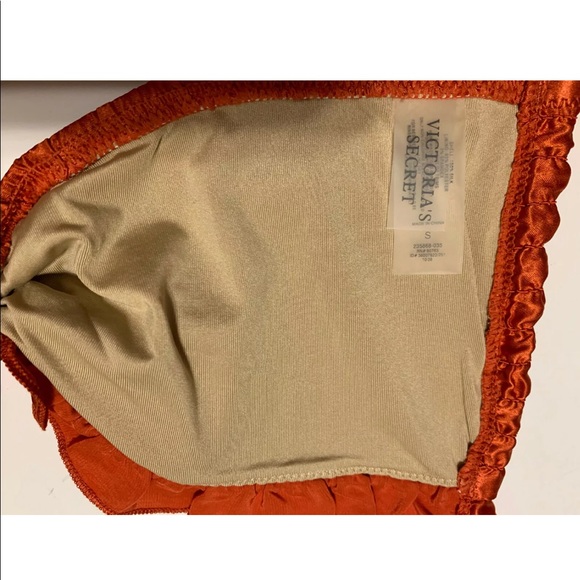 Victorias Secret Triangle Sexy Silk Ruffles Top S - Picture 7 of 8